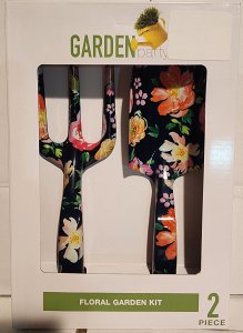 Metal Floral Garden Kit Black